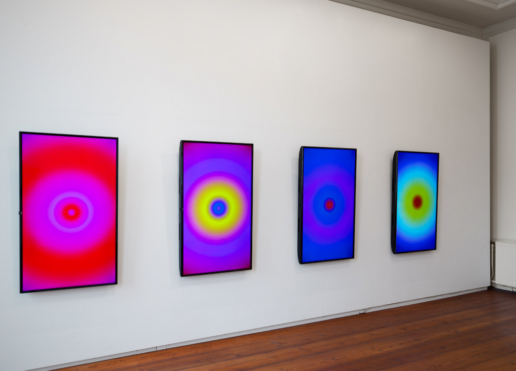 returnreverse.com (2019), website. In the exhibition Discrete Objects at Upstream Gallery (2019) Photo: Gert Jan van Rooij returnreverse.com (2019), website. In the exhibition Discrete Objects at Upstream Gallery (2019) Photo: Gert Jan van Rooij