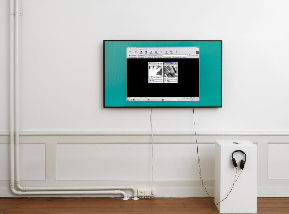 Whispering Windows, Entropy8Zuper! (Auriea Harvey & Michaël Samyn)(1999) - Installed during group exhibition Alone Together at Upstream Gallery (2024) Whispering Windows, Entropy8Zuper! (Auriea Harvey & Michaël Samyn)(1999) - Installed during group exhibition Alone Together at Upstream Gallery (2024)